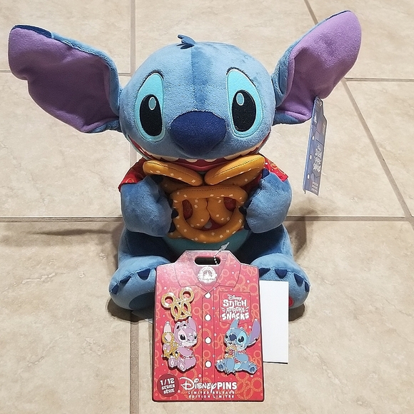 Disney Stitch Attacks Snacks Pretzel Plush & Pin Set